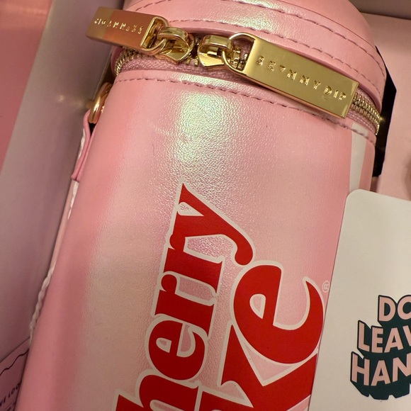 Skinny dip cherry coke handbag set - Picture 3 of 4